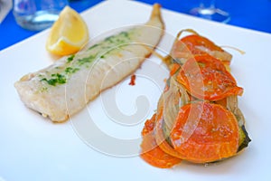 Fisch mit GemÃÂ¼sebeileage photo